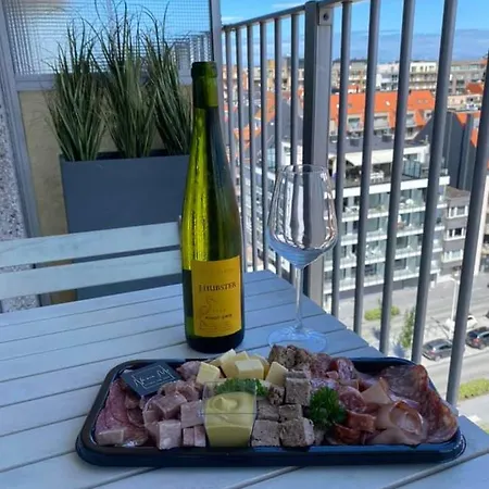 דירה Au 9 Sans 6 : Lumineux Vue Laterale